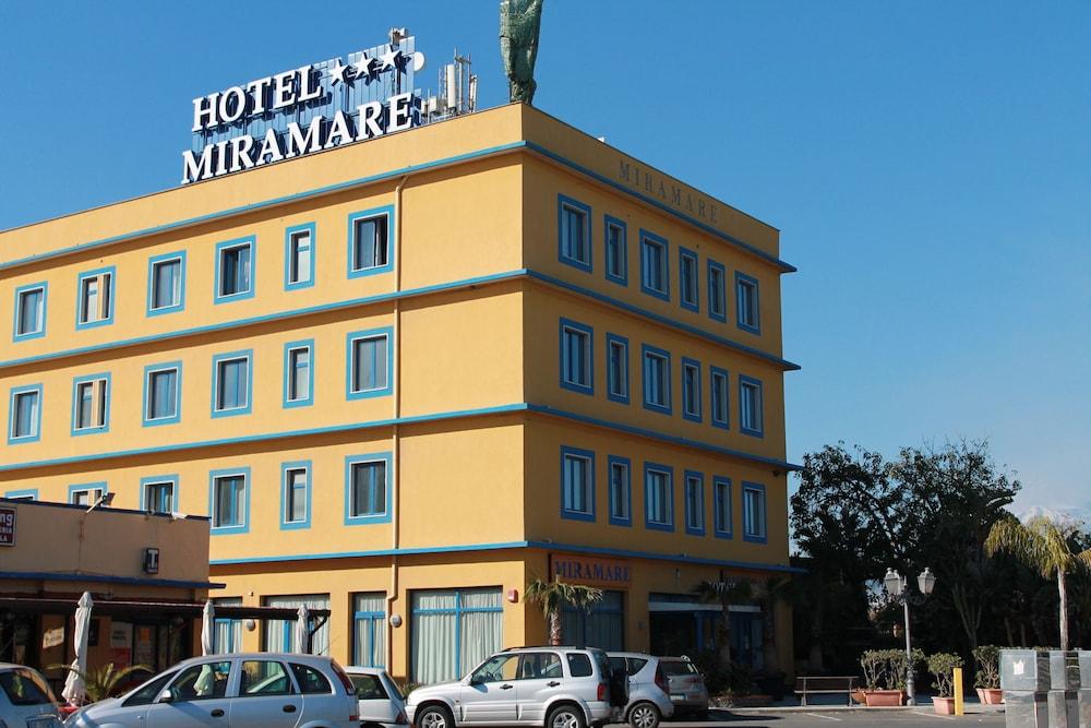 Miramare Hotel Catania Exteriör bild